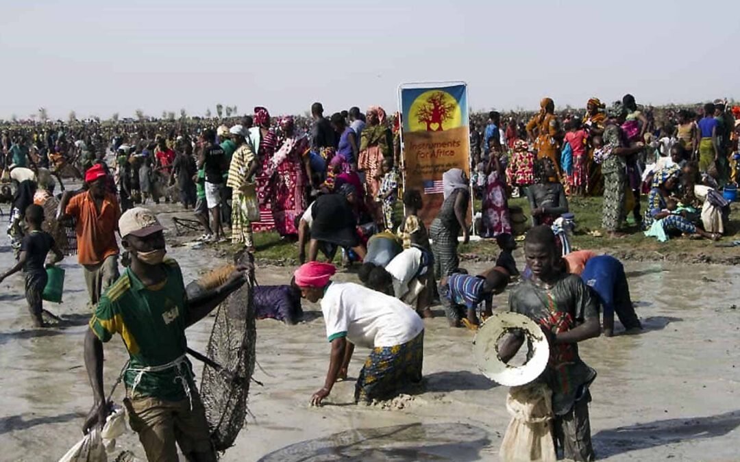 Sanké Mô (San) — Fête traditionnelle de pêche (UNESCO)